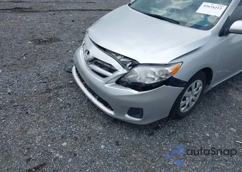 2013 Toyota Corolla L из США, поврежденный, VIN 2T1BU4EE8DC098652